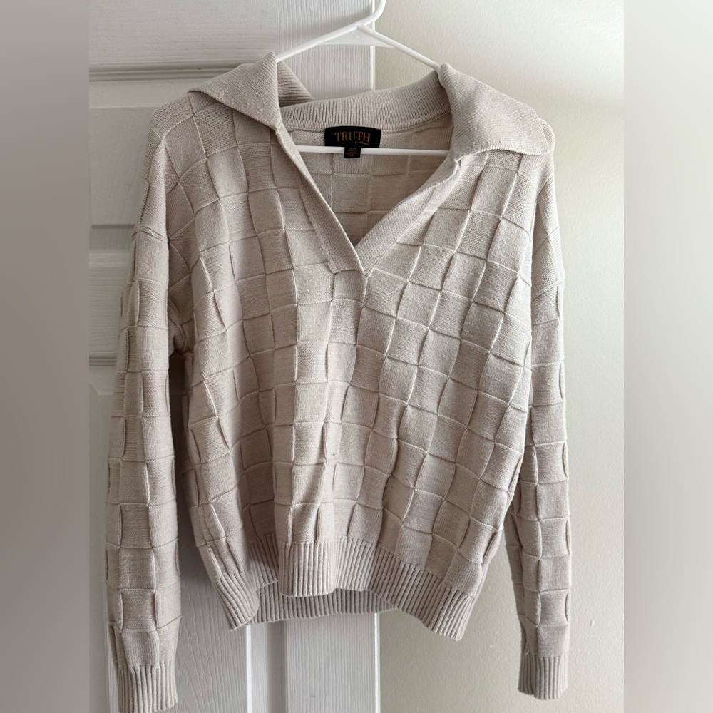 Truth Cream V-Neck Sweater with Textured Design